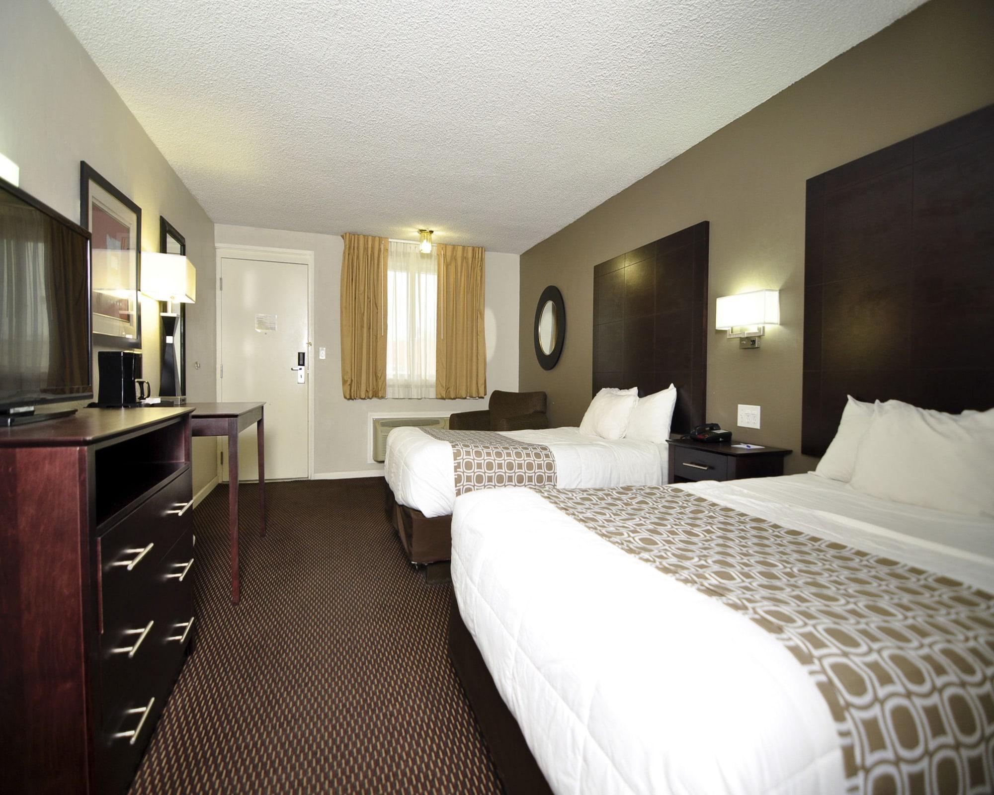 Baymont By Wyndham Sandusky Exterior photo